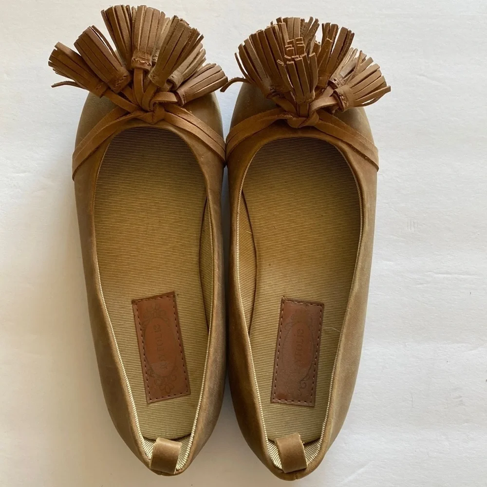 Joyfolie Penelope tassel brown leather flats girls 1 EUC